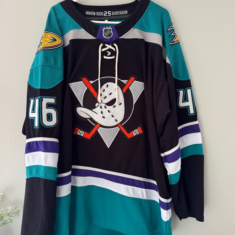 Anaheim Ducks 25th Season Trevor Zegras Men’s Xl Jersey - Picture 3 of 5